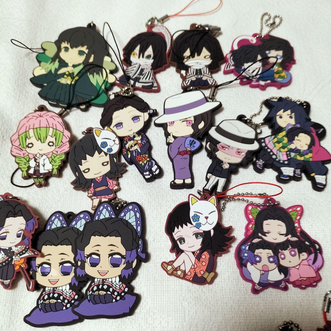 鬼滅の刃 缶バッジ　キーホルダー　ラバーストラップ　セット 大量　まとめ売り