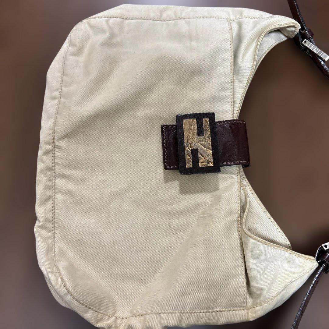 Fendi ショルダーバッグ ベージュ キャンバス