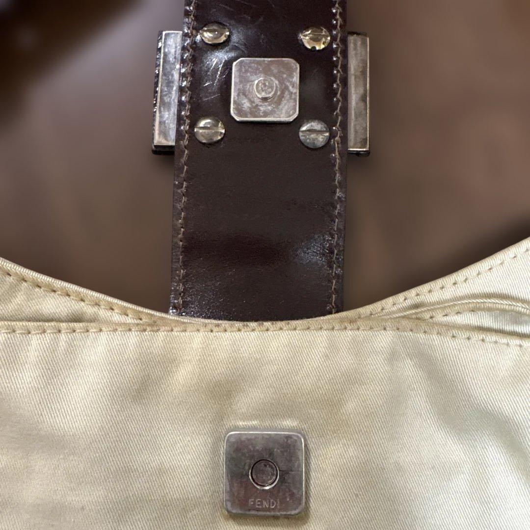 Fendi ショルダーバッグ ベージュ キャンバス
