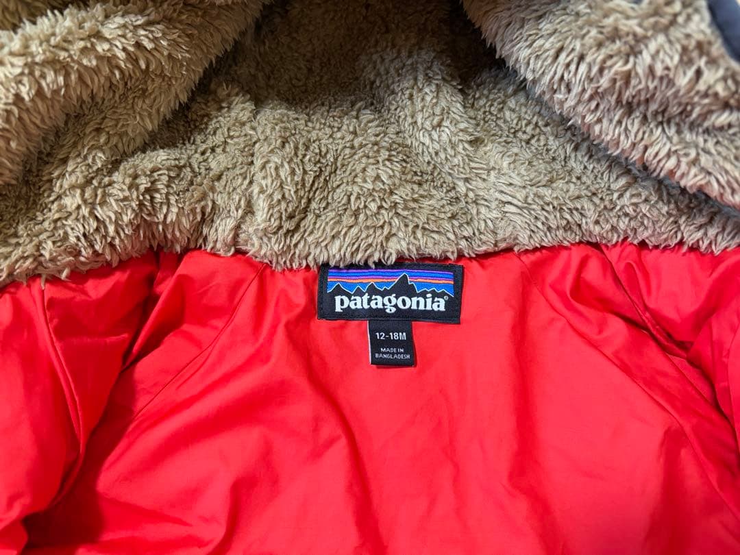 patagonia ダウンジャンプスーツ 12-18m