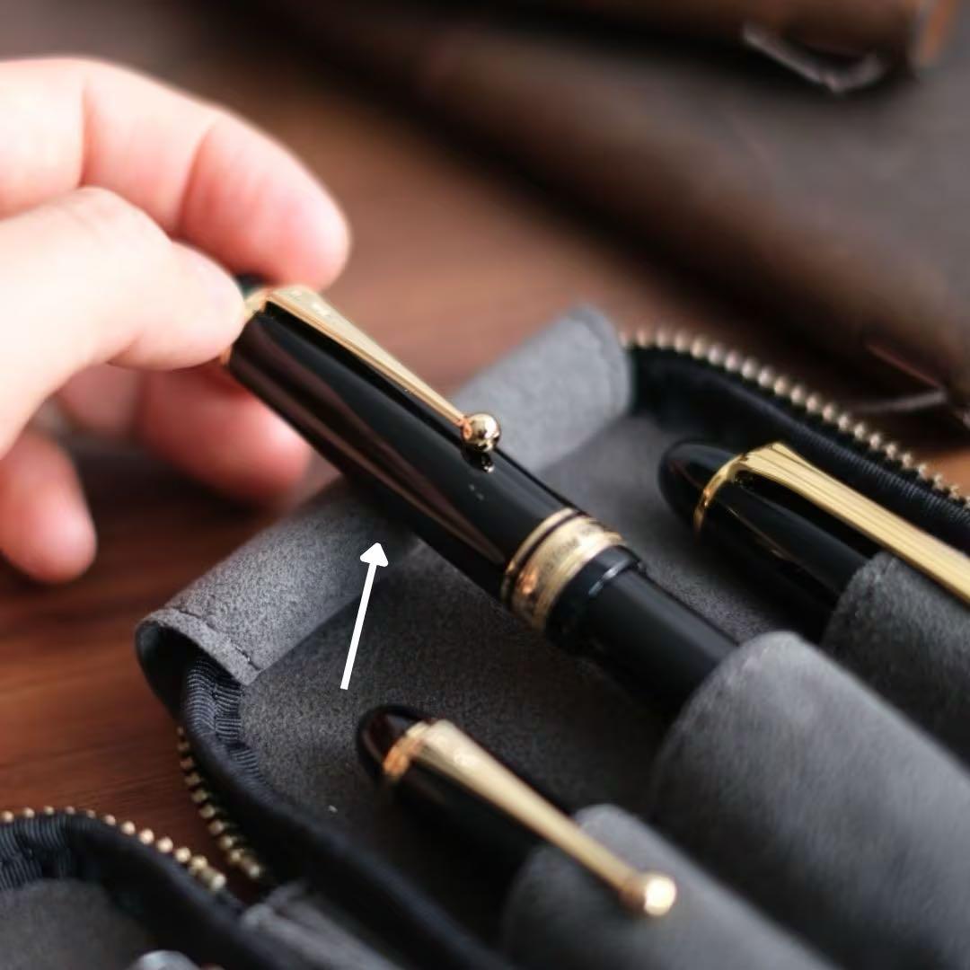 &Liebe ブラック 筆箱 &Liebe ジップペンケース スムースブラック