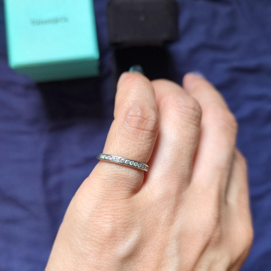 ティファニー　ハーフエタニティリング　pt950 8号