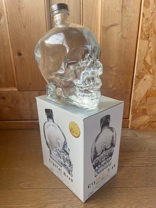 2011年クリスタルヘッド　1.75L ウォッカ