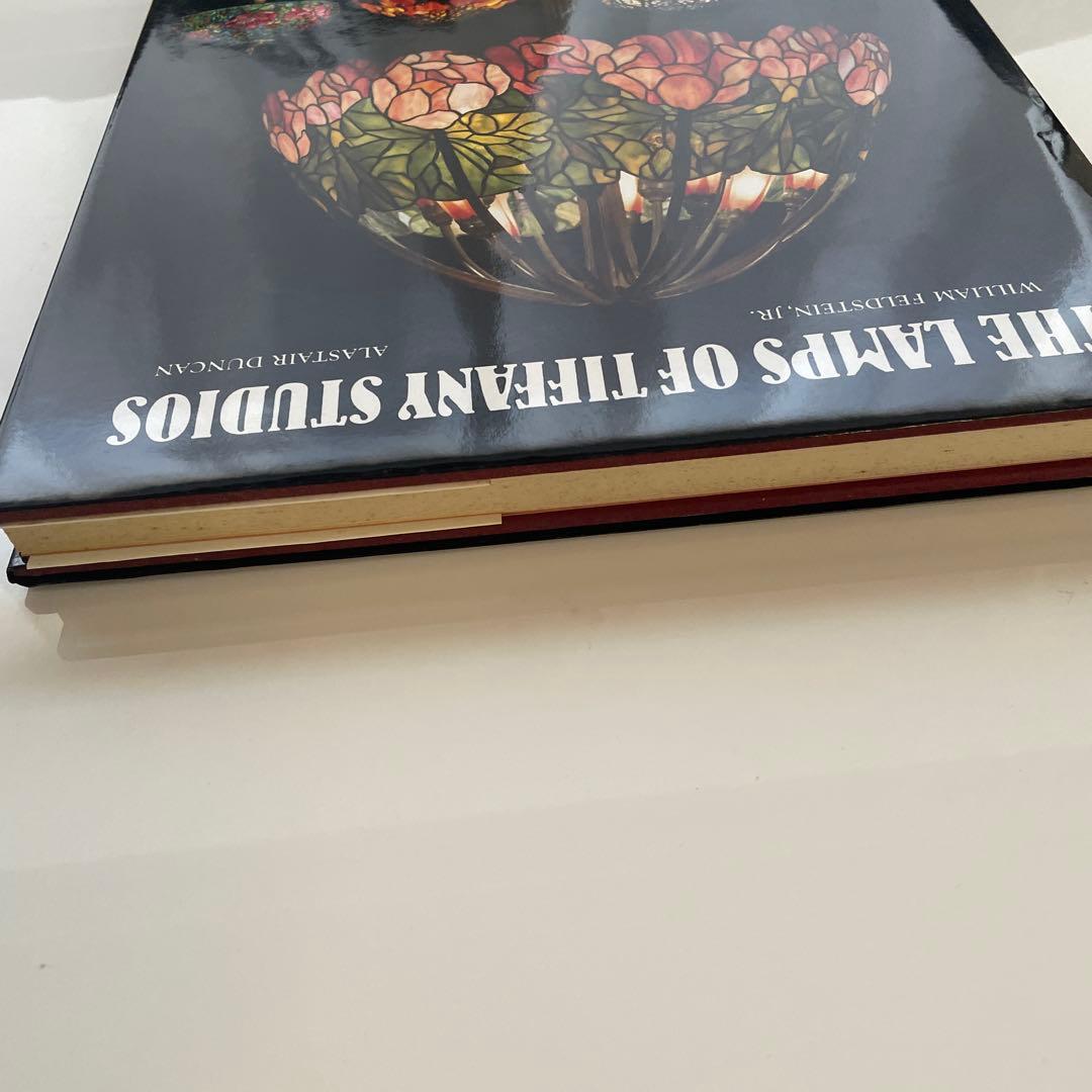 ステンドグラス THE LAMPS OF TIFFANY STUDIOS