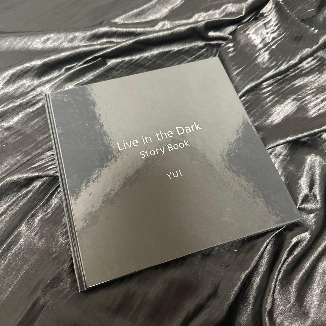YUI Live in the Dark Story Book WALKMAN