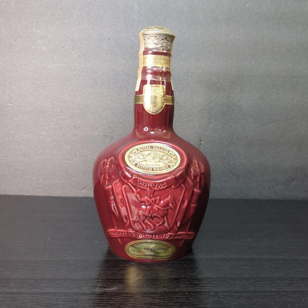 古酒2本ロイヤルサルート21年 赤 シーバスリーガル12年未開封