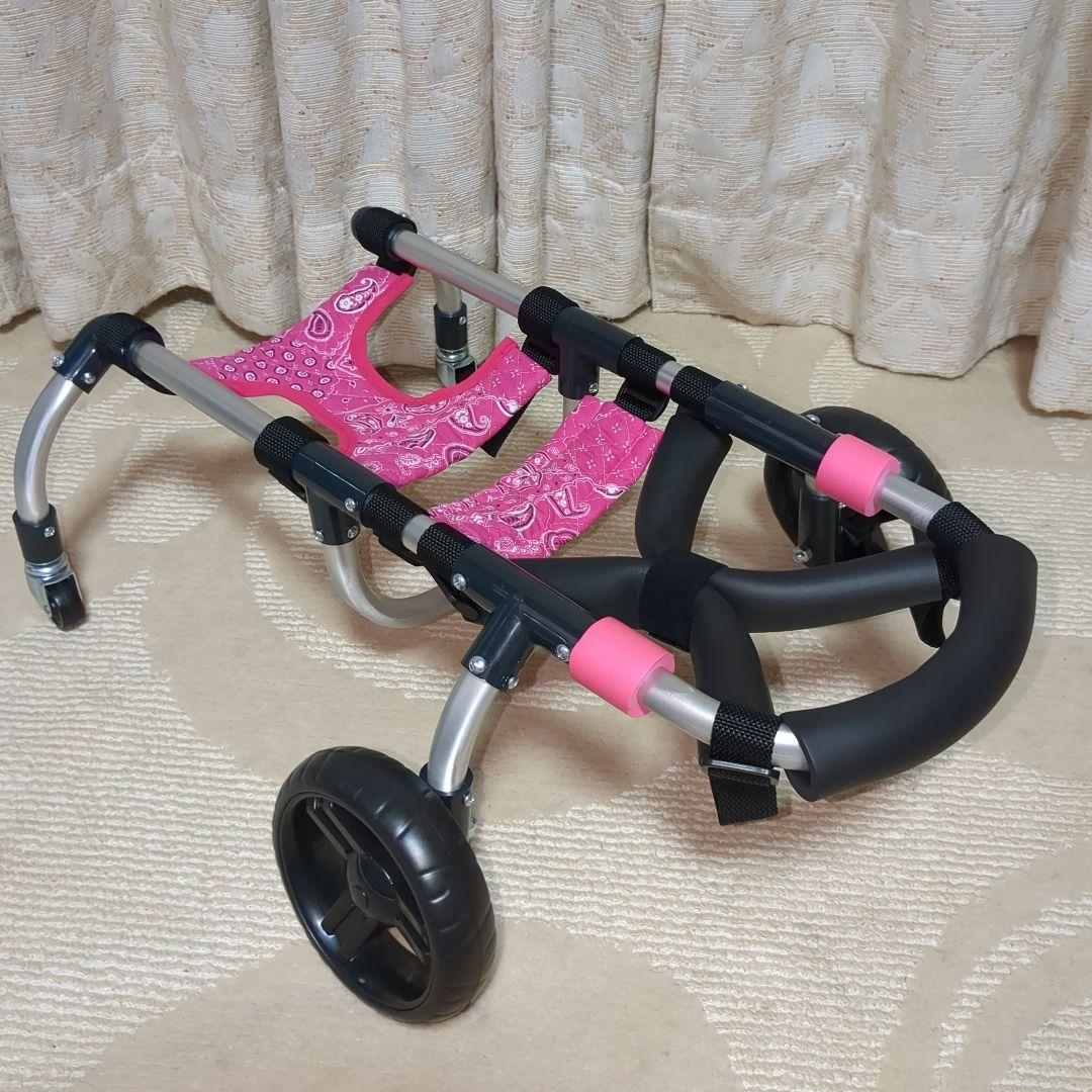 ワンちゃん4輪 M.ダックス等 リハビリ 食事補助 犬用車椅子 介護 犬の