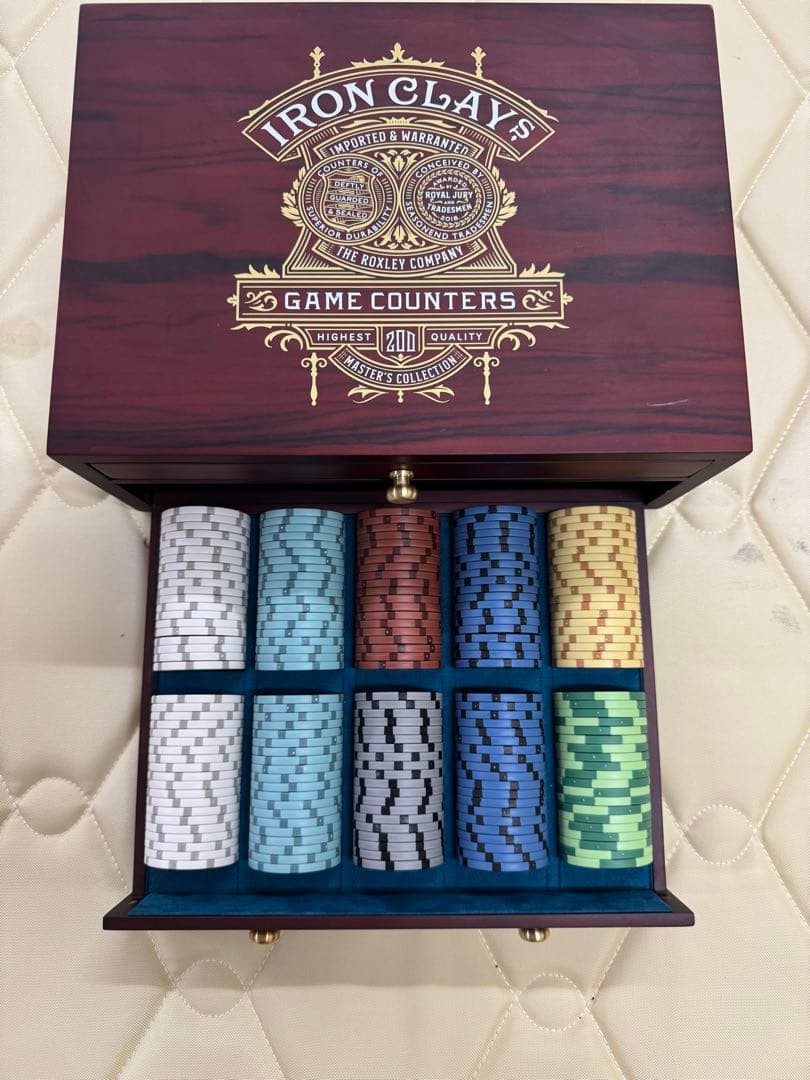 ア*リ様 IRON CLAYS チップ トランプ ボードゲーム