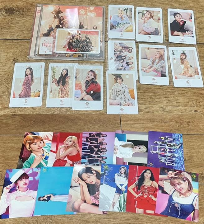 サナ ミナ モモ ナヨンtwice アルバム トレカ 写真集 缶バッジ