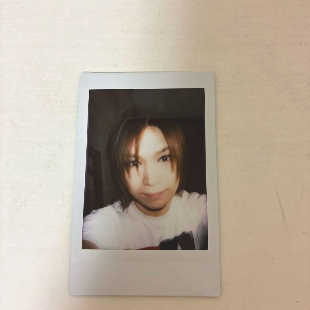 ゴールデンボンバー 鬼龍院翔 チェキ 2025 - メルカリ