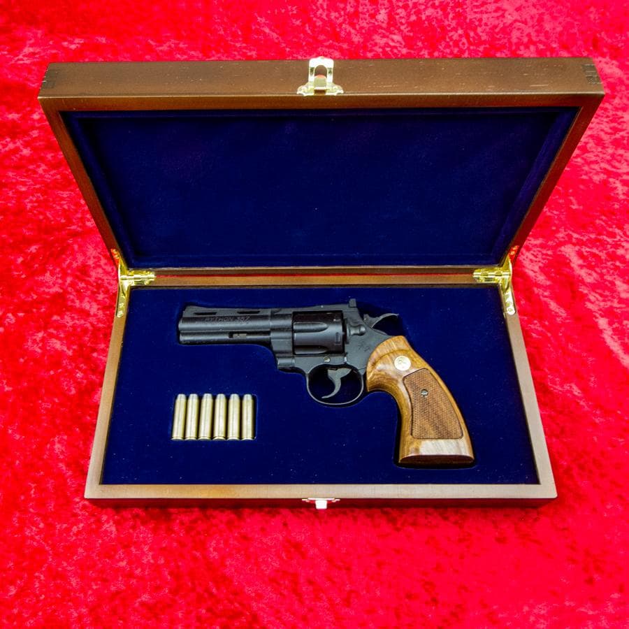Colt パイソン(4inch)専用 高級木製化粧箱 GUNケース (Blue)