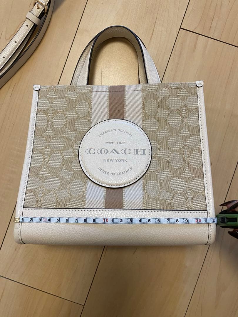 コーチ　COACH ショルダーバッグ ホワイト　ベージュ