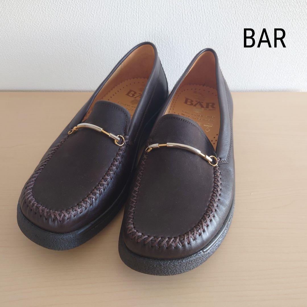 昔のビン 左から、シャンメリー・ファンタ・サンフィル・コーラ×3