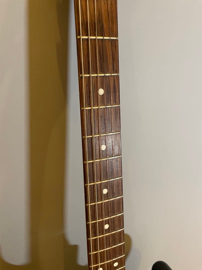 ギグバック付きFender Japan ストラト サンバーストST-STD - メルカリ