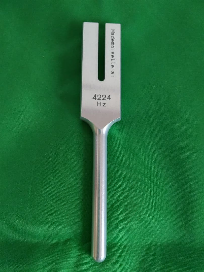 MIエンジェルチュ―ナ― 、専用袋、ガイドブック、叩き石(水晶)