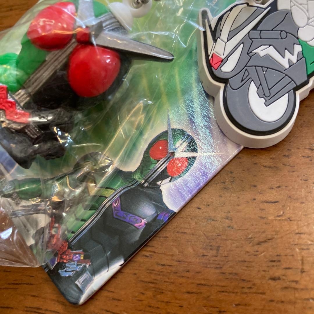 仮面ライダー　ダブル　キーホルダー　ソフビフィギュア　ラバー　新品未使用