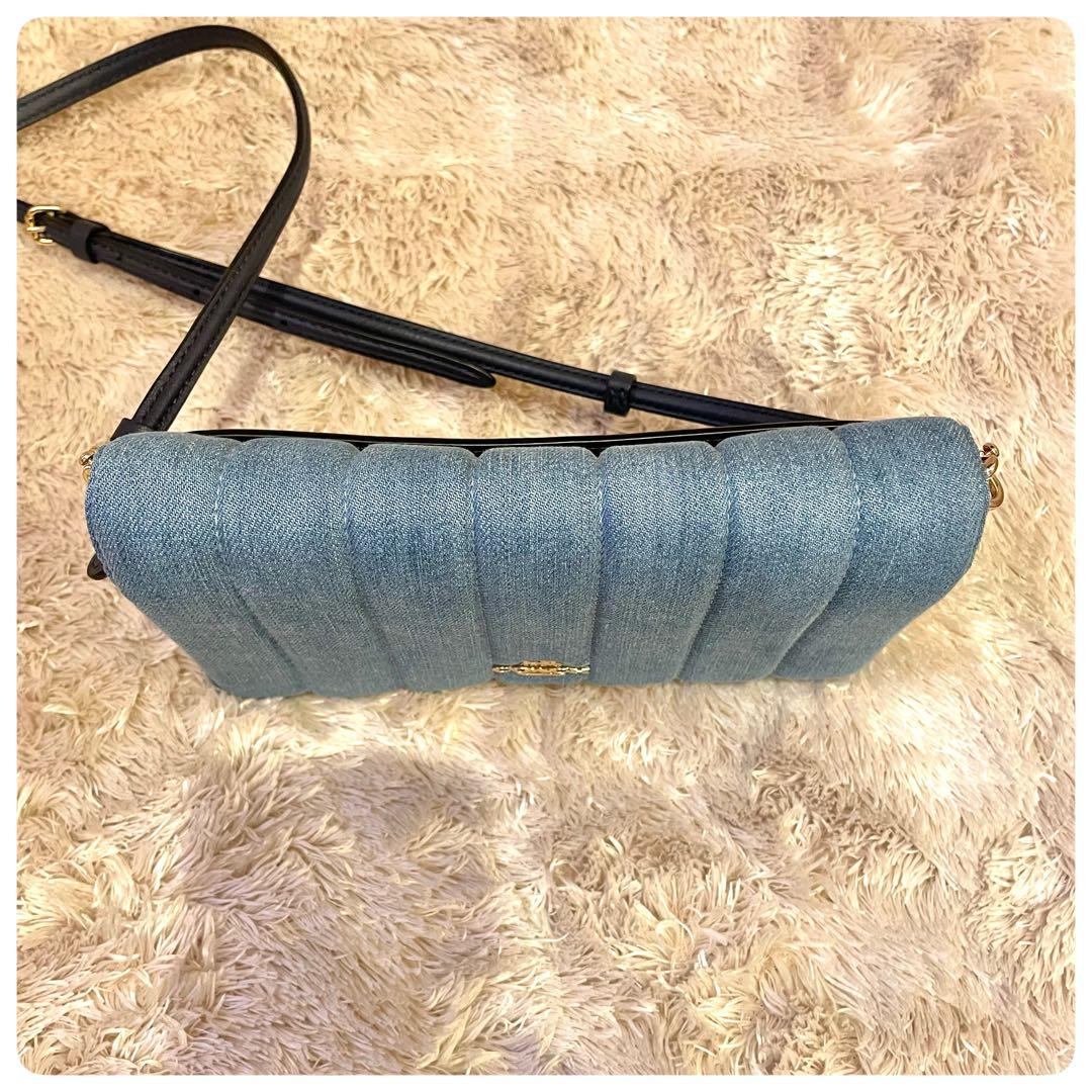 ほぼ未使用✨　コーチ　アンナ フォルドオーバー クロスボディ クラッチバッグ