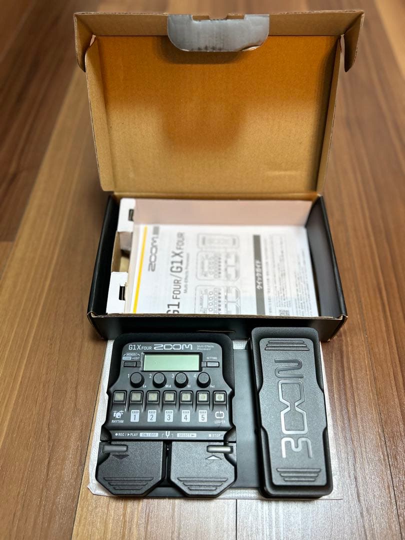 値下げしました！ZOOM G1X FOUR マルチエフェクター