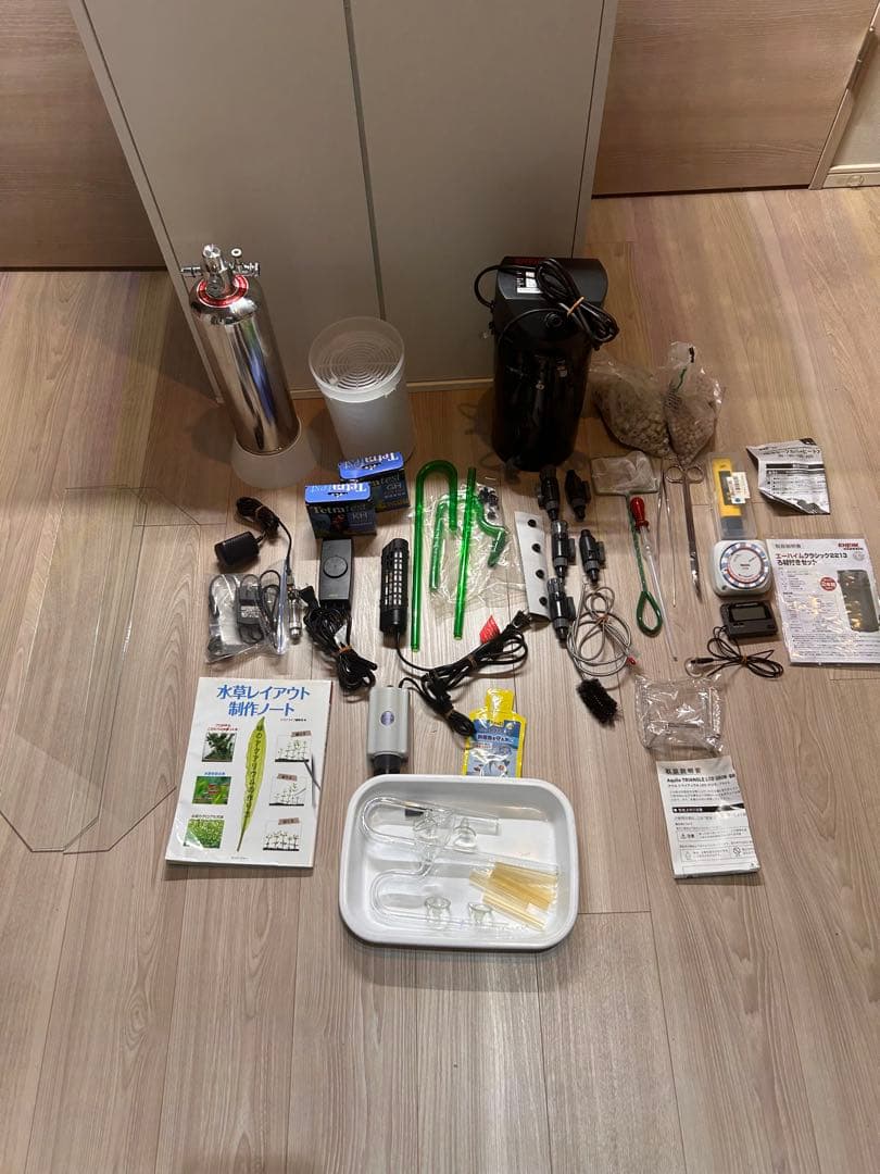 60cm水草水槽 フルセット 引き取り限定／CO2・LED・外部F付 - メルカリ