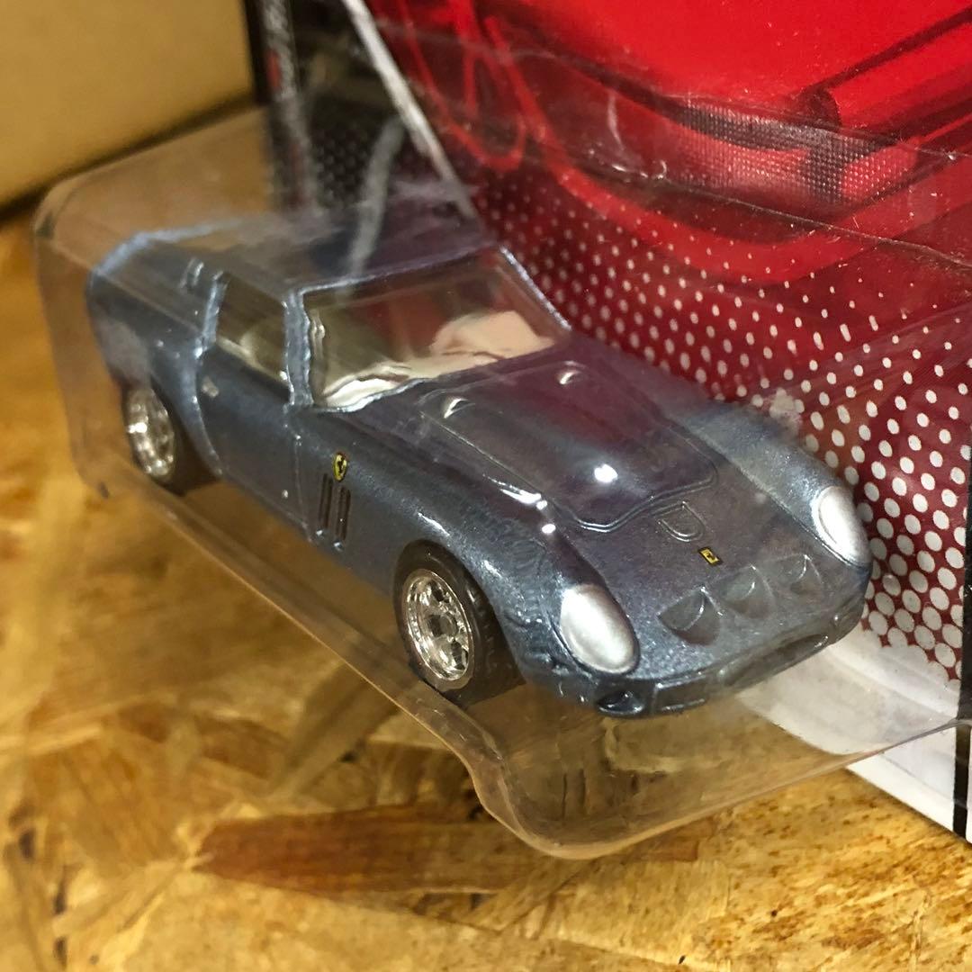 みすずねる　ホットウィール　ガレージ　フェラーリ 250 GTO チェイス