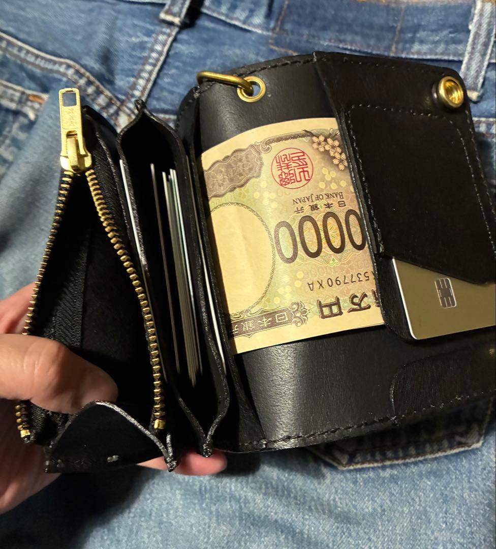 トラッカーウォレット　ミドル　シュリンク　ブラスゴールド　クロスボールコンチョ