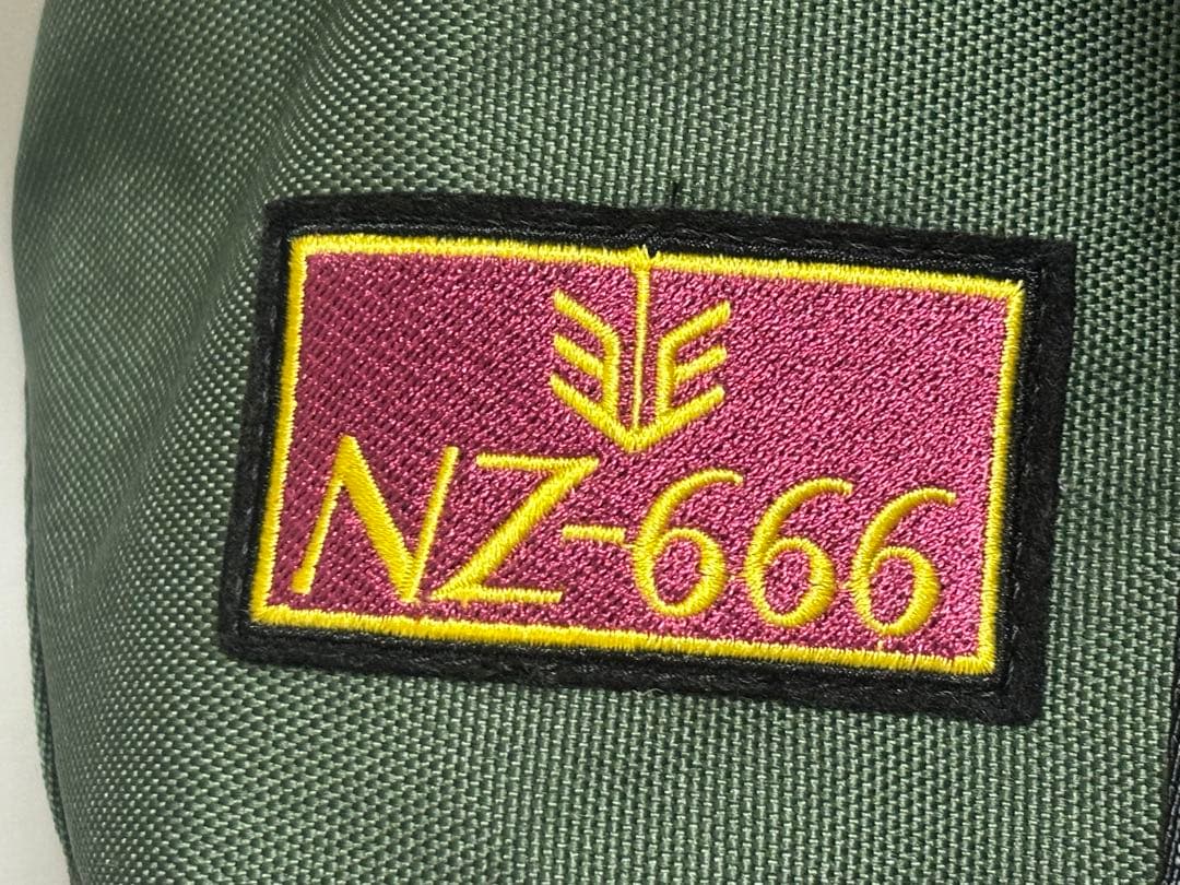 未使用 Holly Valance 直筆サイン入りTシャツ ホリー・ヴァランス