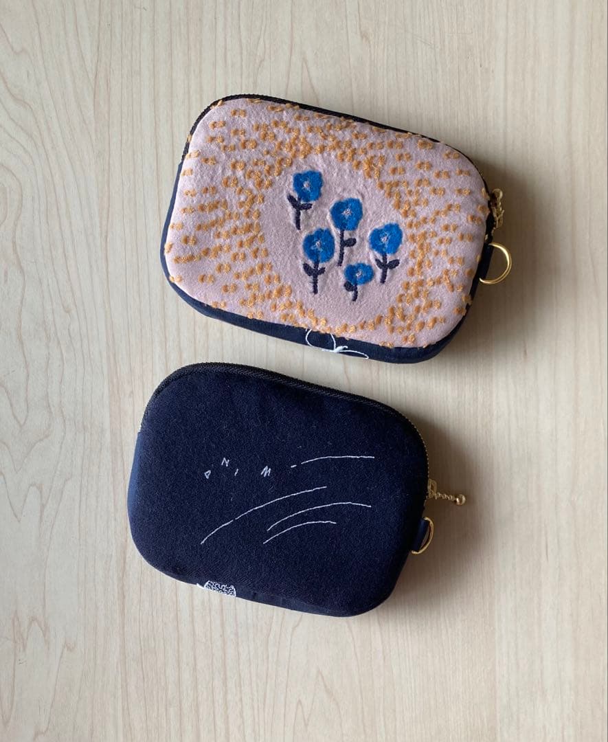 薄型ラウンドポーチ(Dカン付き)