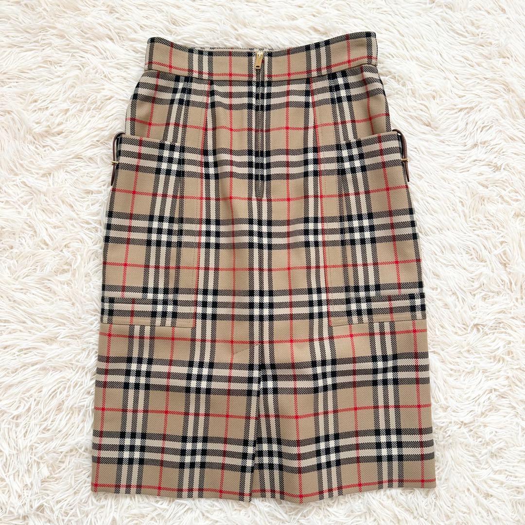 極美品✨️バーバリーロンドン 近年 ノバチェック スカート ベージュ 革ベルト