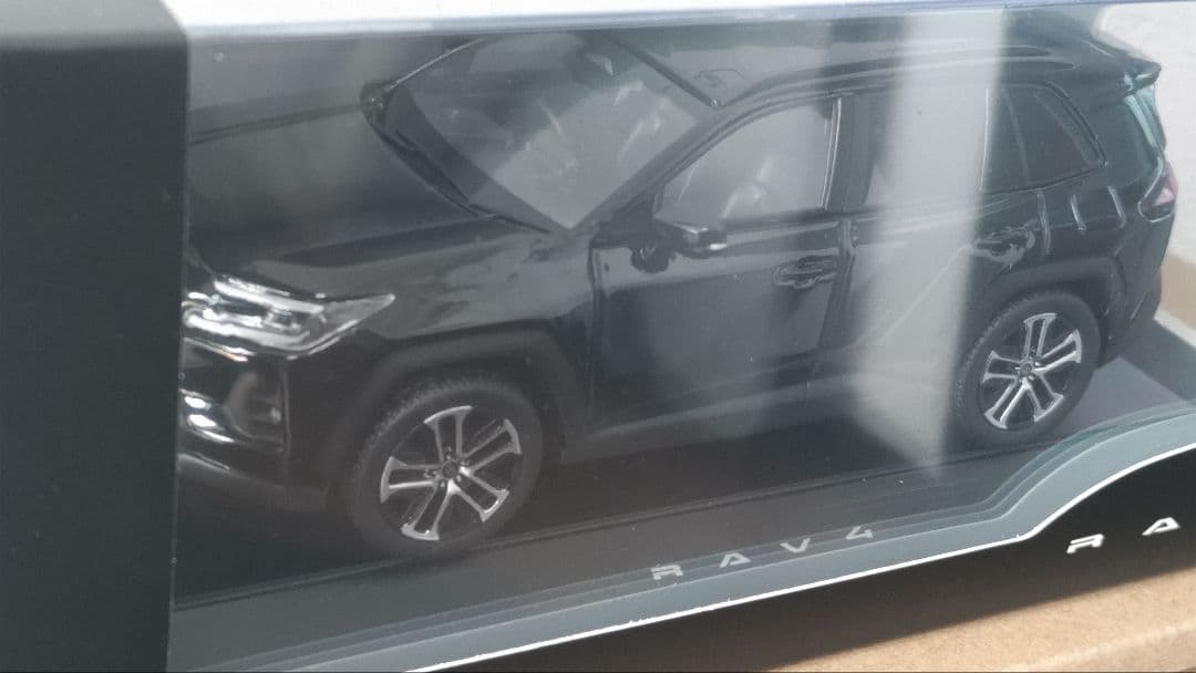 トヨタ 新型RAV4 ミニカー Z 黒 アティチュードブラックマイカ 1/30