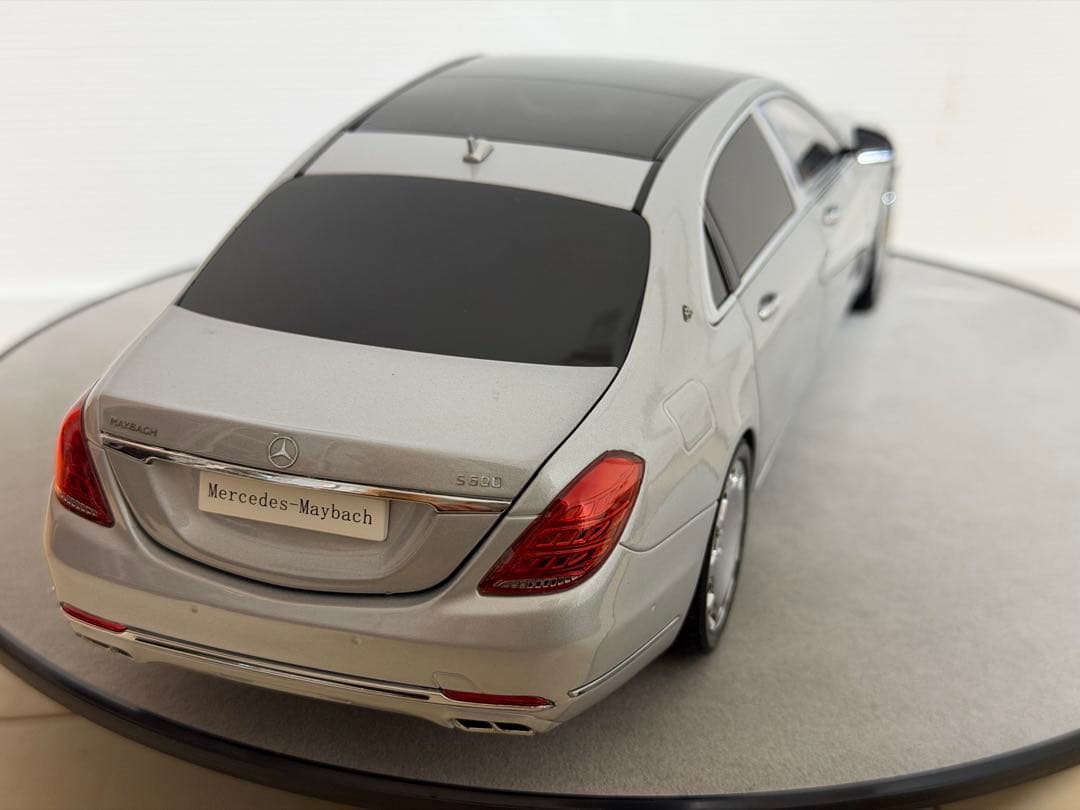 ミニカー Almost Real 1/18 Mercedes Maybach S600