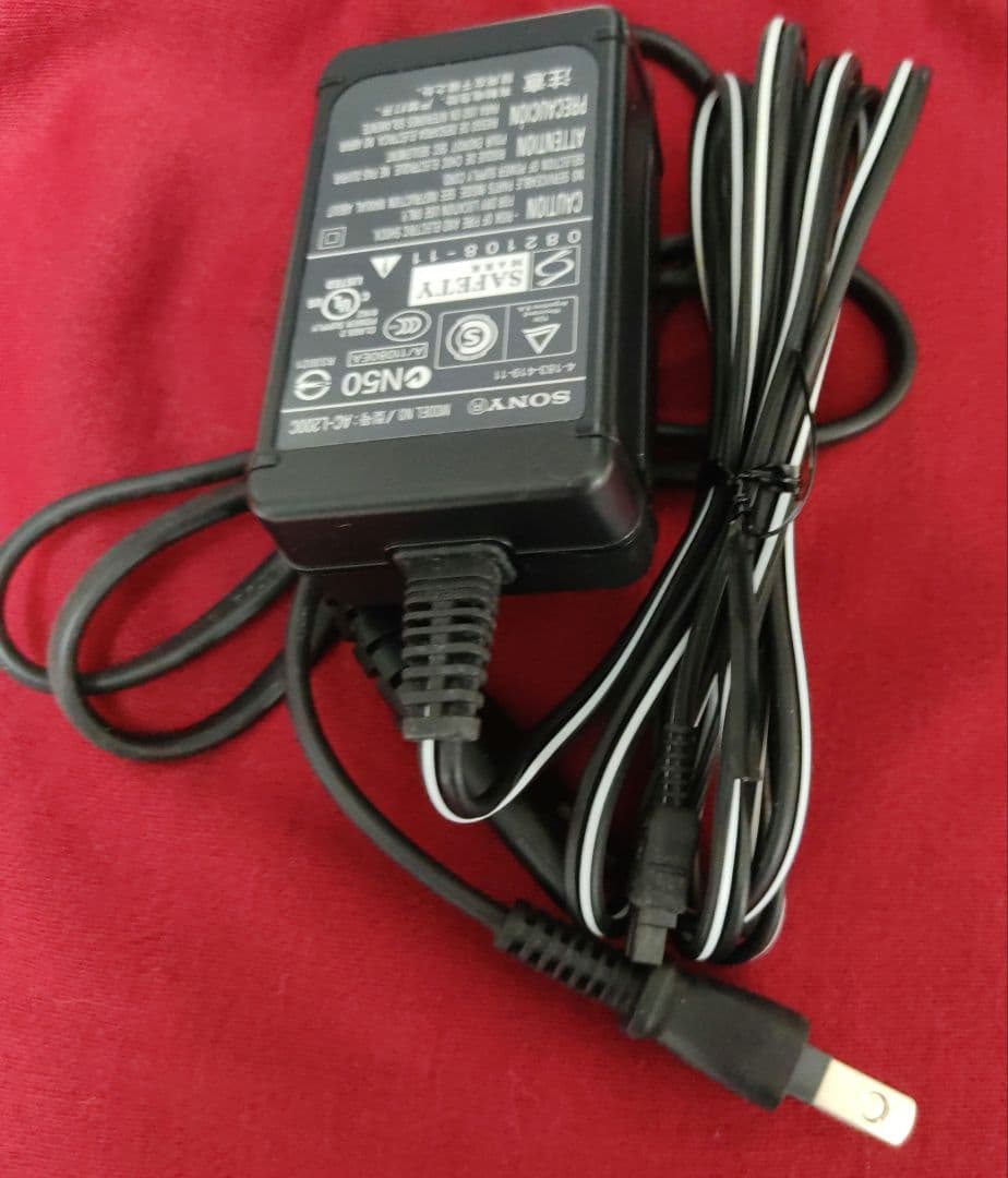 Sony Handycam 32GB ビデオカメラ HDR-CX270V