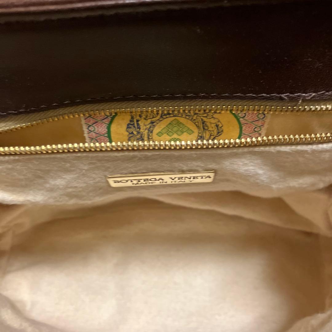 ボッテガべネタ　イントレチャート ショルダーバッグ