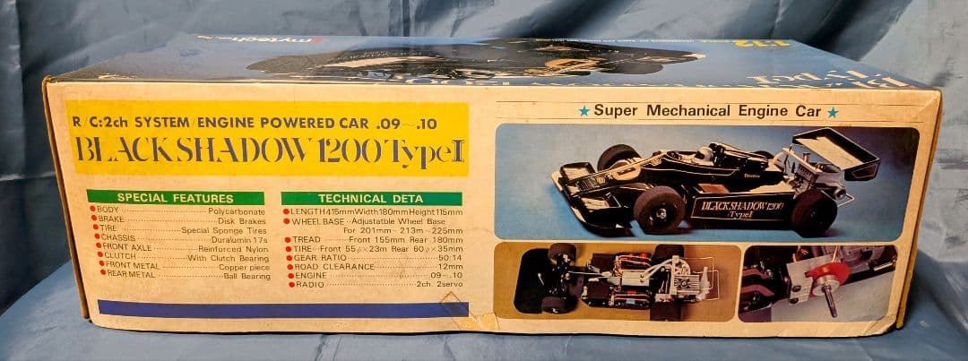 ロ*ー様 CBぶんけんmytechブラックシャドウ1／12エンジンRC 組み立て