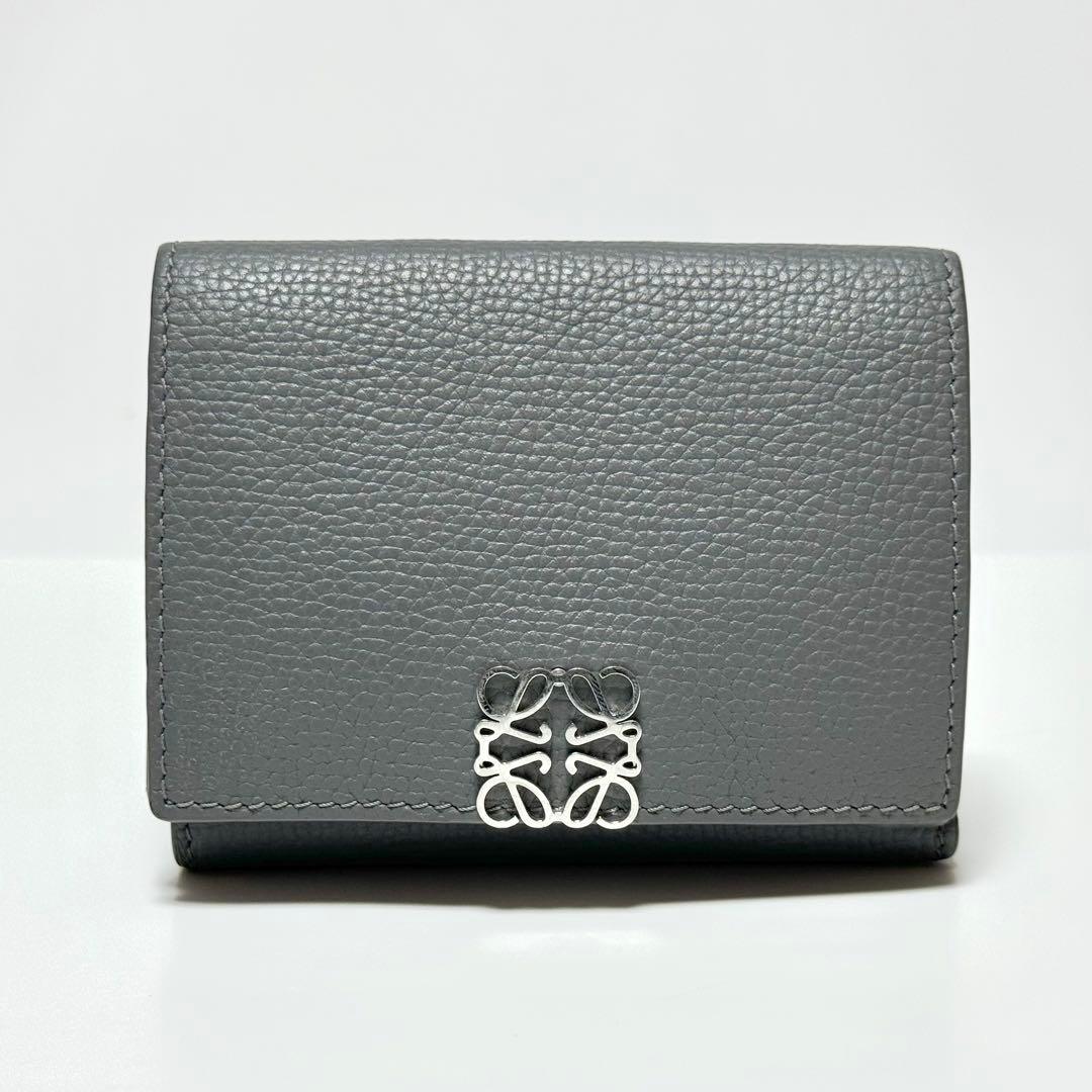 定価17万 セリーヌ 袋 トリオンフ キャンバス 三つ折り財布 エンブロイ