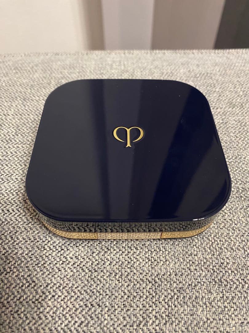 クレ・ド・ポー ボーテ クッションファンデーション オークル20