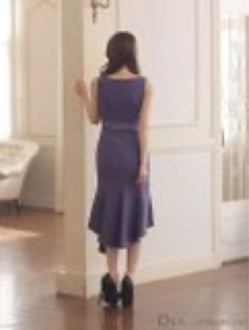 【ローブドフルール】アシンメトリーフロントジッパーキャバドレス