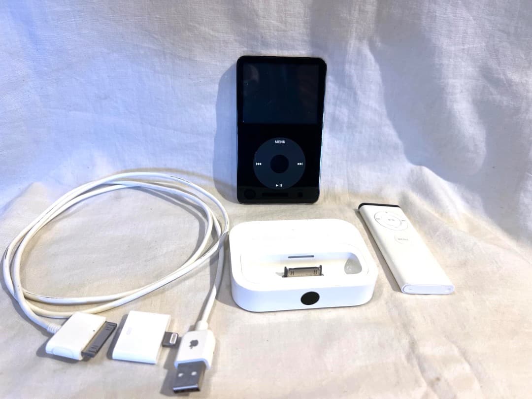 iPod nano 8GB 第2世代 Apple iPod nano MC688J/A [8GB グラファイト