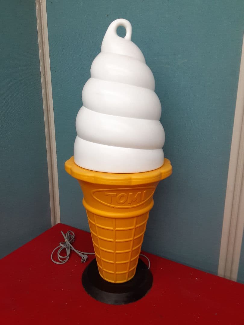 □中古品 ソフトクリームスタンド スジャータ TOMI 照明 看板