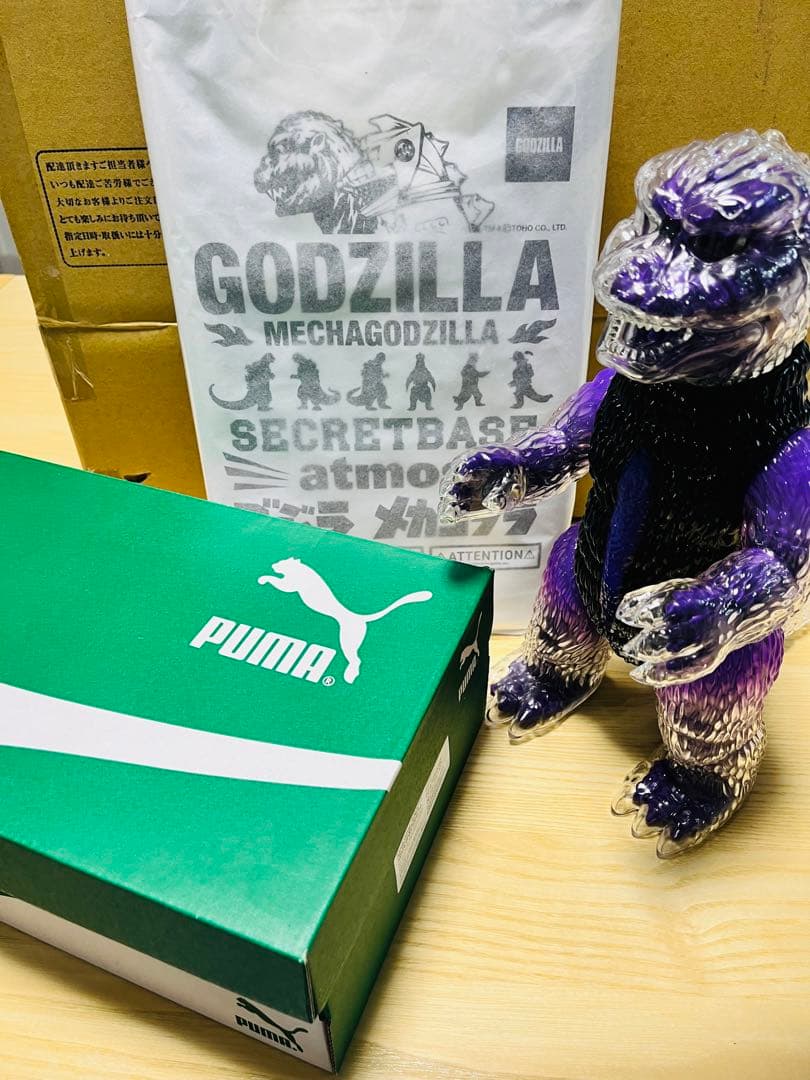 ゴジラ フィギュア シークレットベース アトモス プーマ コラボ レア