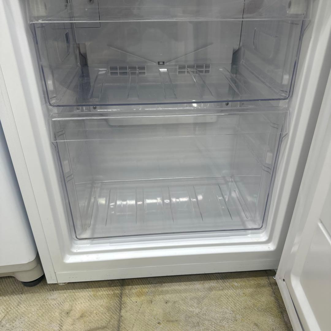 自社配送設置無料　高年式ハイアール 2ドア冷蔵庫 140L 2022年製