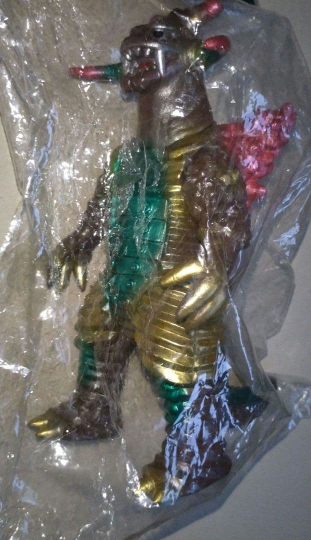 ベアモデルソフビオール怪獣コレクション地底超獣ギタギタンガ未使用未開封限定50個