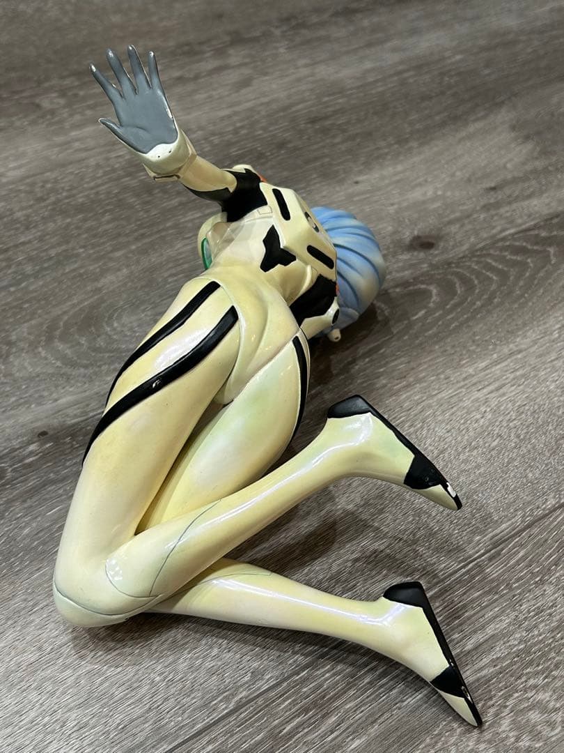 1/4スケール コールドキャスト製塗装完成品 綾波レイ エヴァンゲリオン