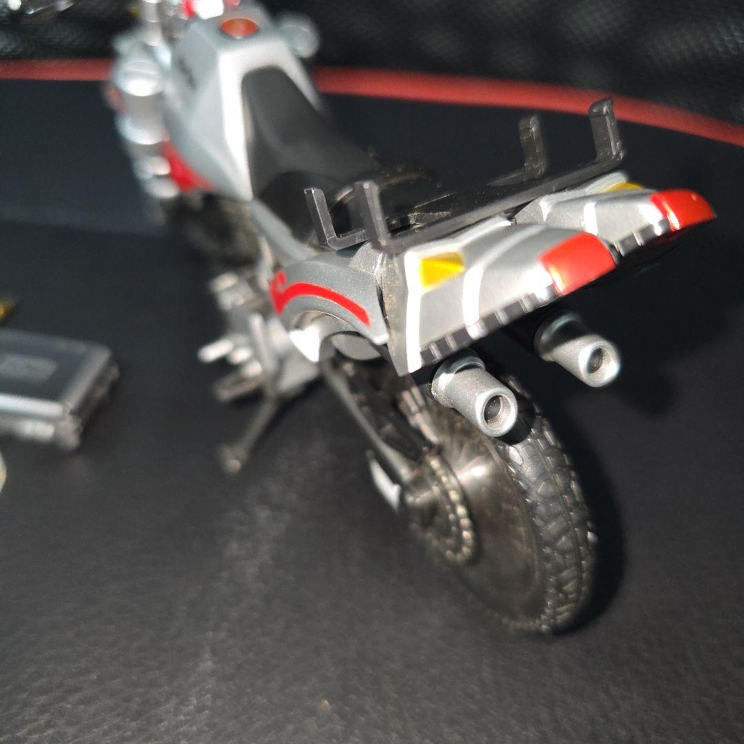 フィギュアーツ オートバジン