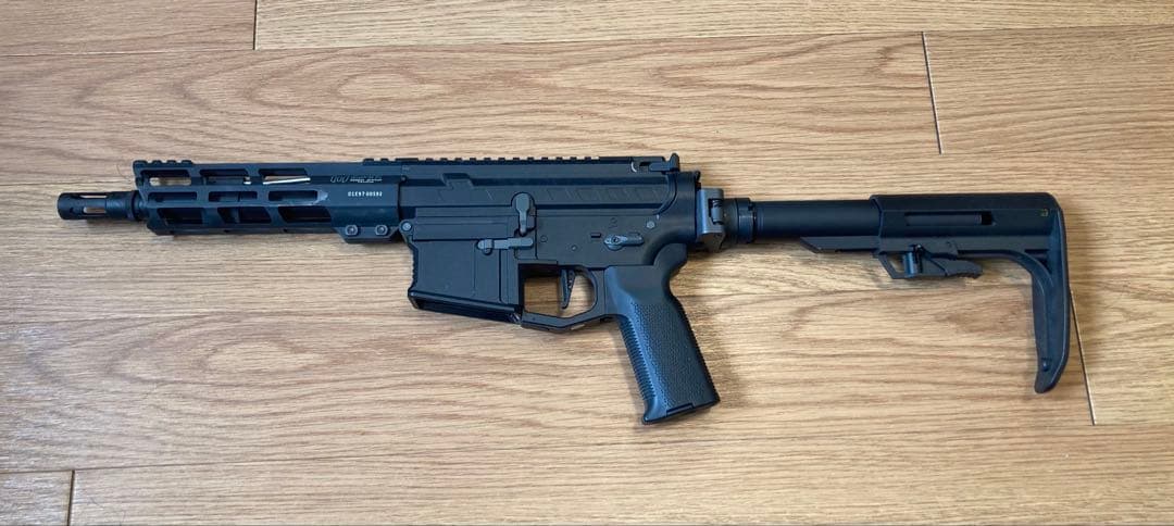 サバゲー　電動ガン　CAT ヴァーサテイル　AR8