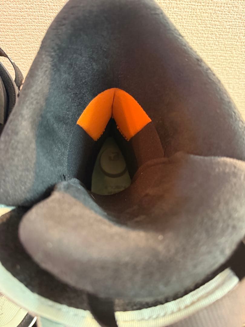 SALOMON LAUNCH BOA SJ スノーボードブーツ　26.5㎝