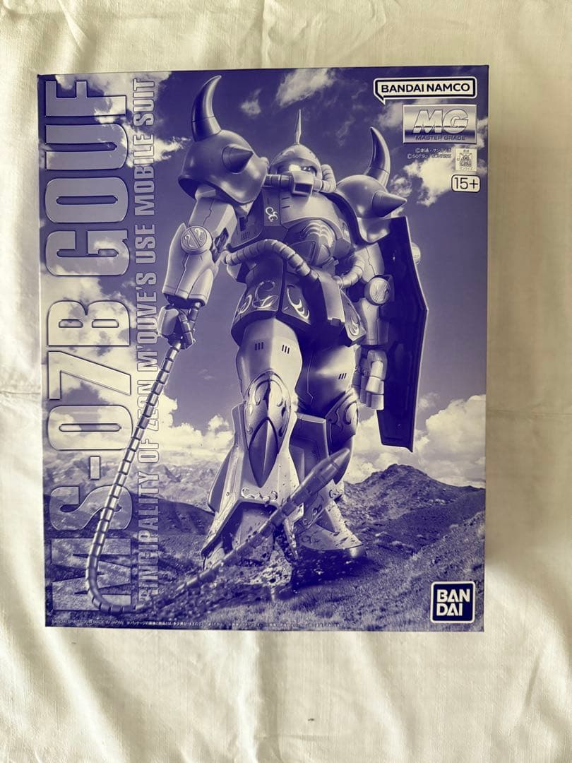 MG 1/100 ガルマ・ザビ専用 ザクII MG マ・クベ専用グフ