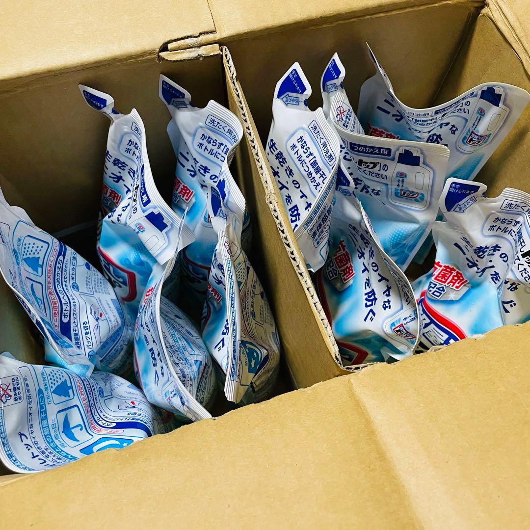 専用出品 / 液体部屋干しトップ つめかえ用 600ml 28袋