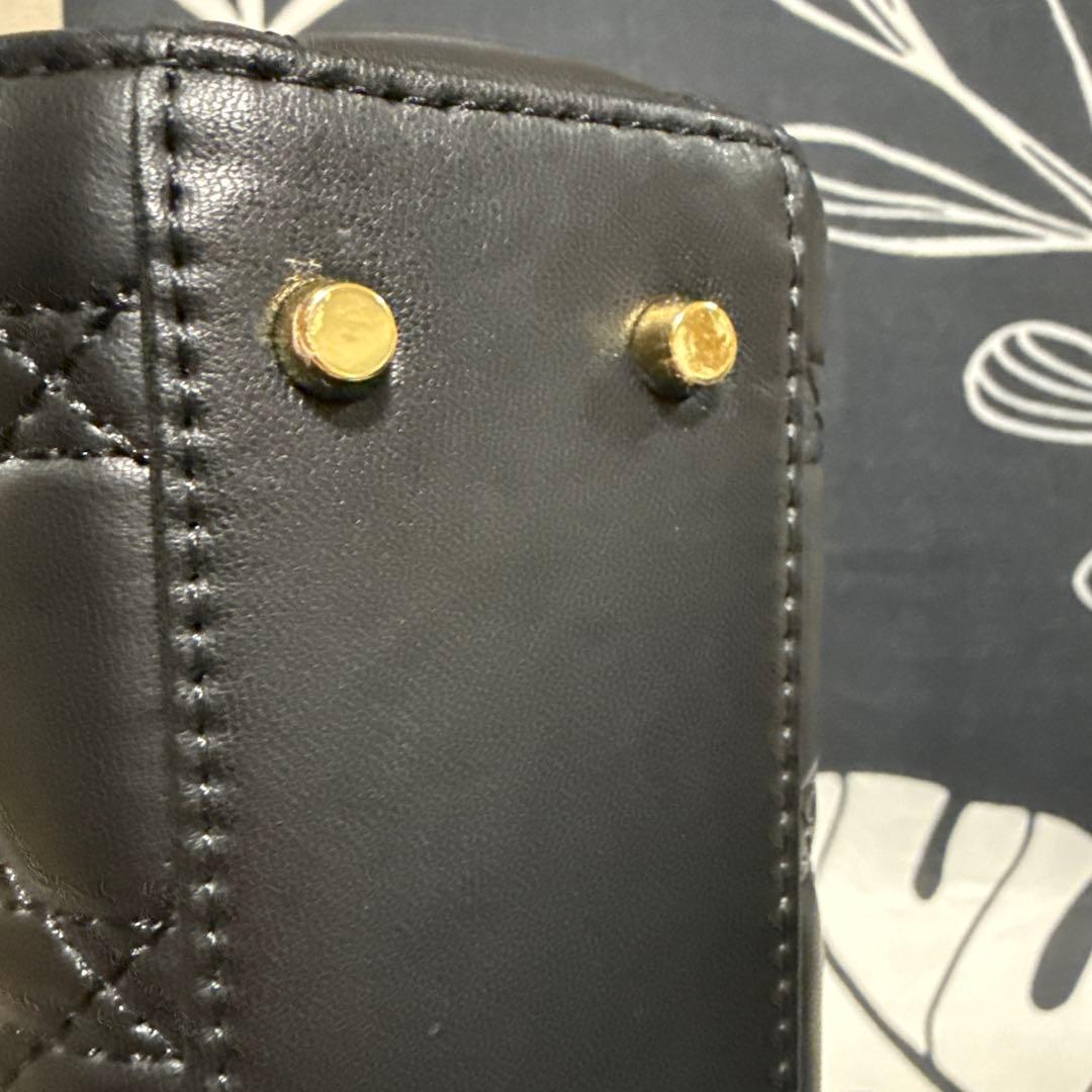 ブラック キルティング ハンドバッグ