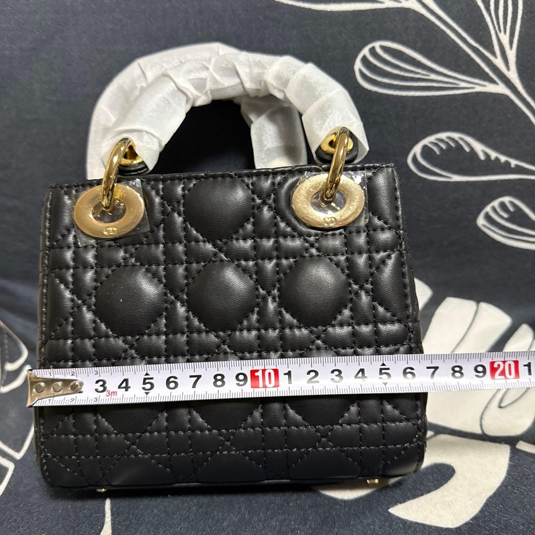 ブラック キルティング ハンドバッグ