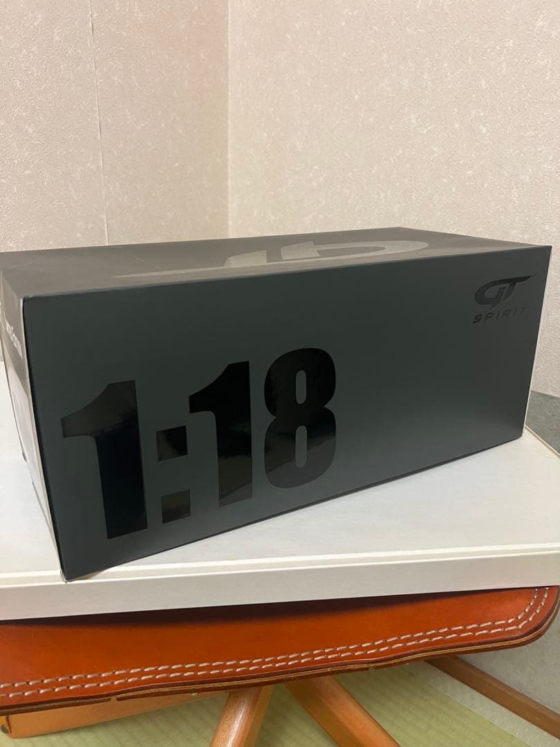 早い者勝ち　 京商 GT SPIRIT 1/18 ダッジスーパー チャージャー